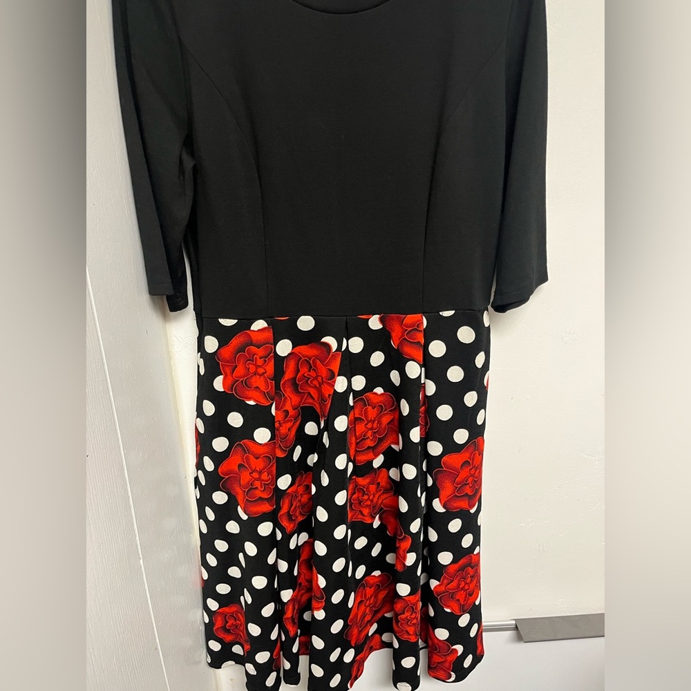 Rose Print Dress with Pockets